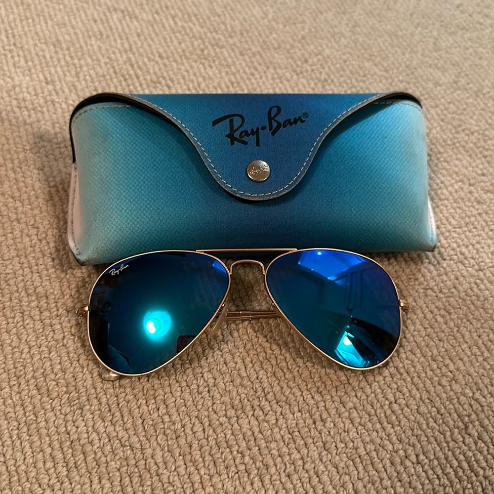 Ray-Ban Blue Aviators